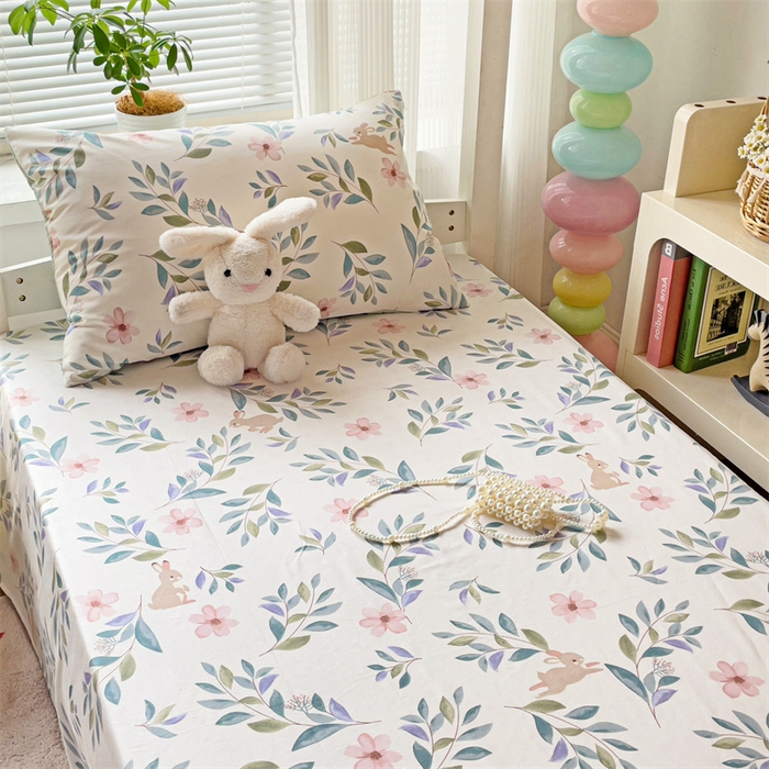 91家纺网 家纺一手货源 找家纺 名兮家居 2025新款全棉纯棉13372学生床上下铺单床单 轻纱漫舞