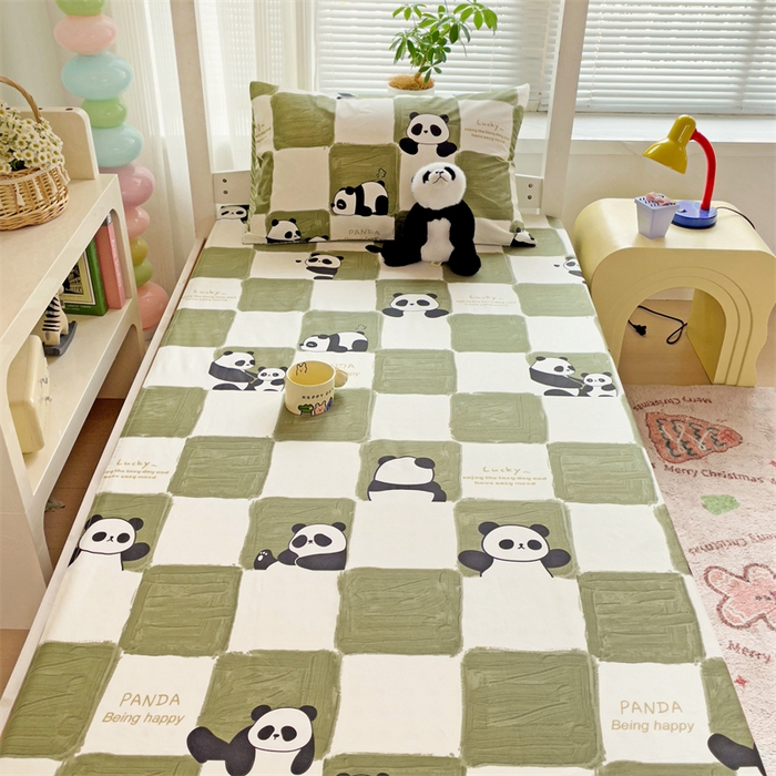 91家纺网 家纺一手货源 找家纺 名兮家居 2025新款全棉纯棉13372学生床上下铺单床单 熊猫胖达