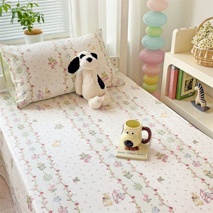 91家纺网 家纺一手货源 找家纺 名兮家居 2025新款全棉纯棉13372学生床上下铺单床单 甜蜜兔兔