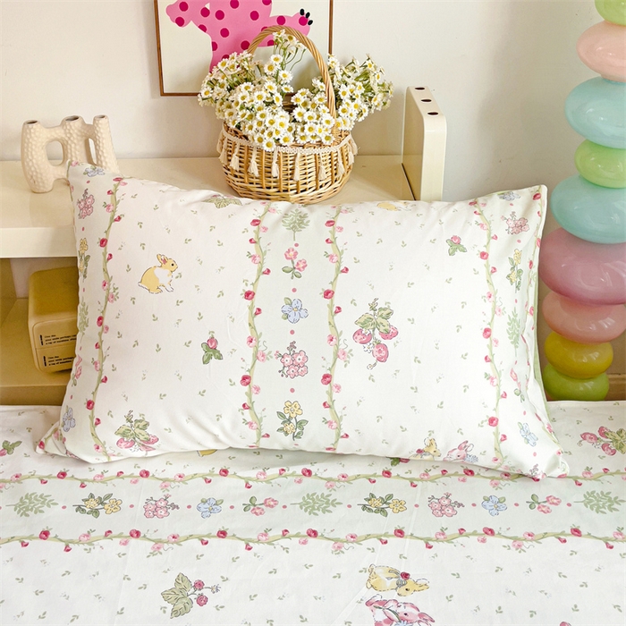 91家纺网 家纺一手货源 找家纺 名兮家居 2025新款全棉纯棉13372学生床上下铺单床单 甜蜜兔兔