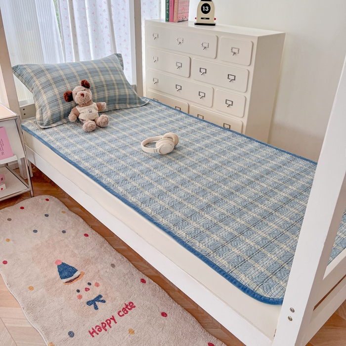 91家纺网 家纺一手货源 找家纺 （总）慕晨 2025新款全棉学生床盖宿舍印花纯棉床盖三件套AB版皆可用四季通用直播