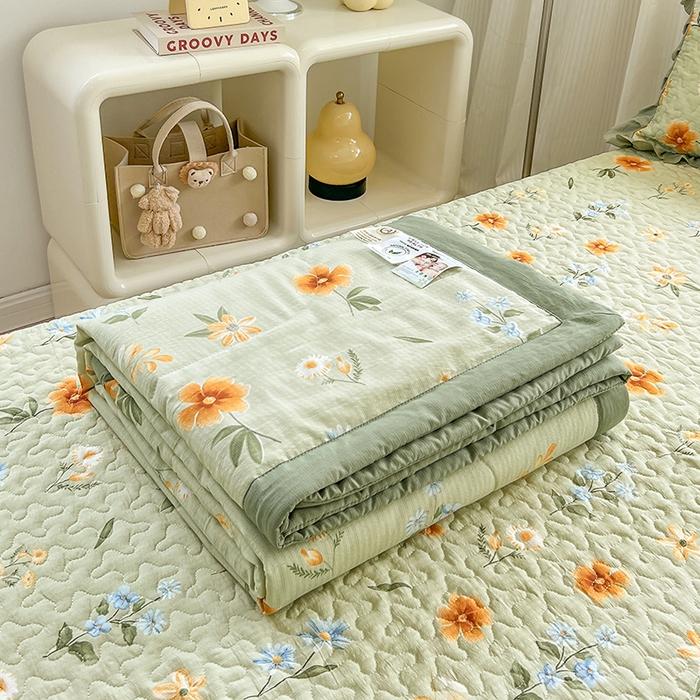 91家纺网 家纺一手货源 找家纺 金梦家居 2025新款印花小竹棉花边夹棉床盖夏被四件套 花镜