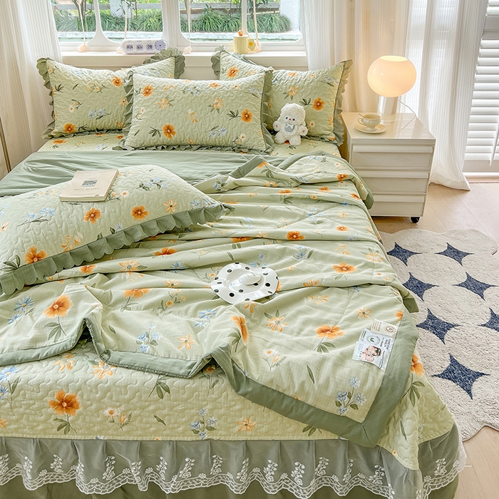 91家纺网 家纺一手货源 找家纺 金梦家居 2025新款印花小竹棉花边夹棉床盖夏被四件套 花镜