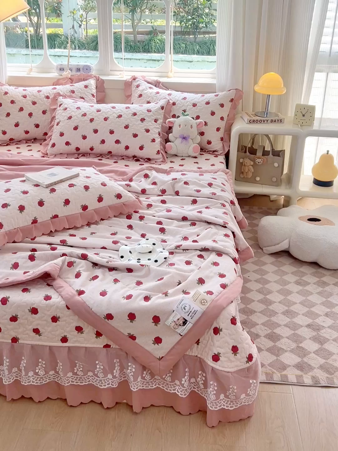 91家纺网 家纺一手货源 找家纺 金梦家居 2025新款印花小竹棉花边夹棉床盖夏被四件套 真爱