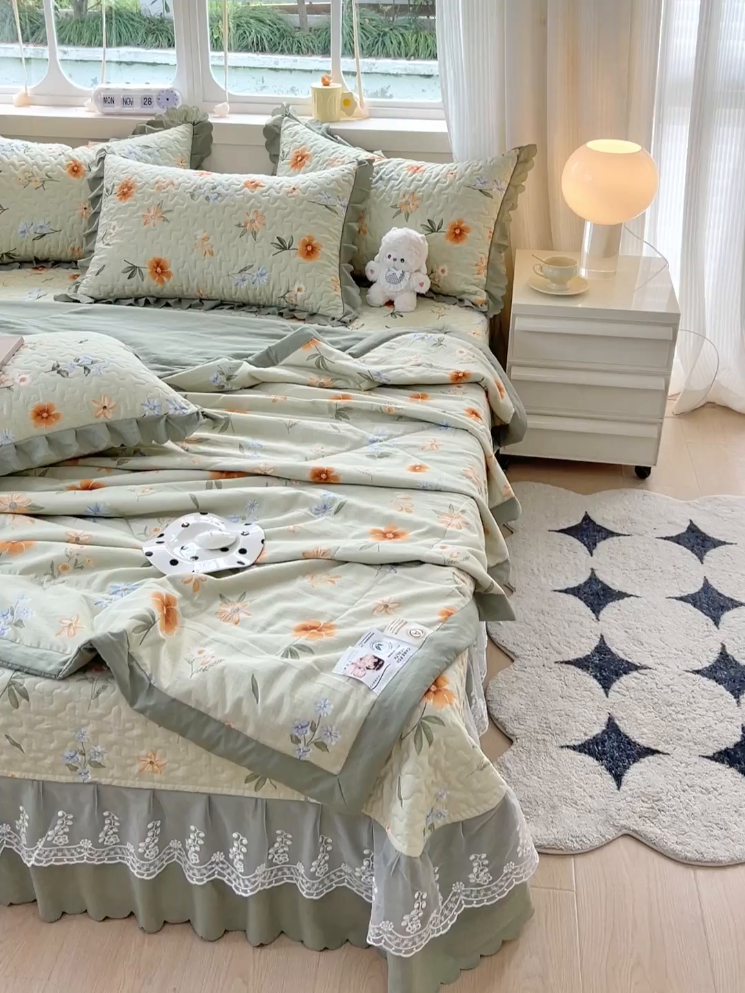 91家纺网 家纺一手货源 找家纺 金梦家居 2025新款印花小竹棉花边夹棉床盖夏被四件套 花镜