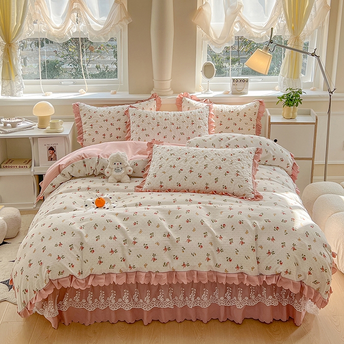 91家纺网 家纺一手货源 找家纺 金梦家居 2025新款印花小竹棉花边夹棉床盖被套四件套 花恋