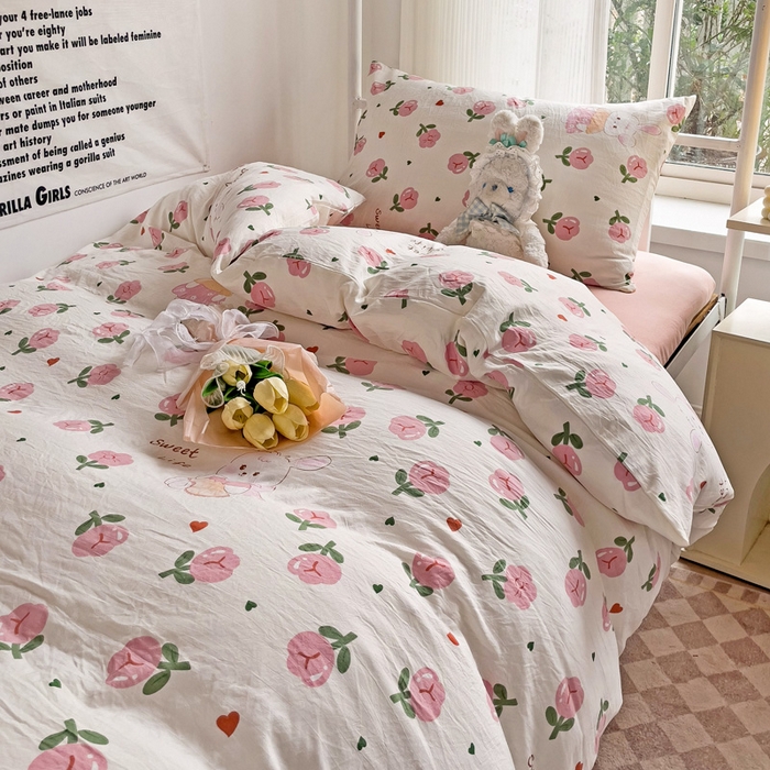 91家纺网 家纺一手货源 找家纺 芷凡家纺 2025新款水洗棉双层纱学生三件套宿舍上下铺三件套 曼塔玫瑰