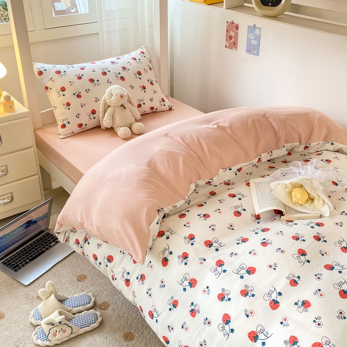 91家纺网 家纺一手货源 找家纺 芷凡家纺 2025新款水洗棉双层纱学生三件套宿舍上下铺三件套 莓果