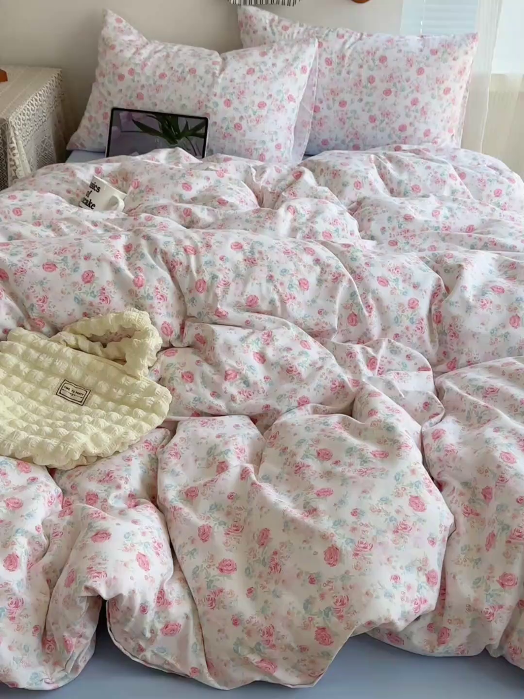 91家纺网 家纺一手货源 找家纺 （总）芷凡家纺 2025新款印花水洗棉双层纱四件套