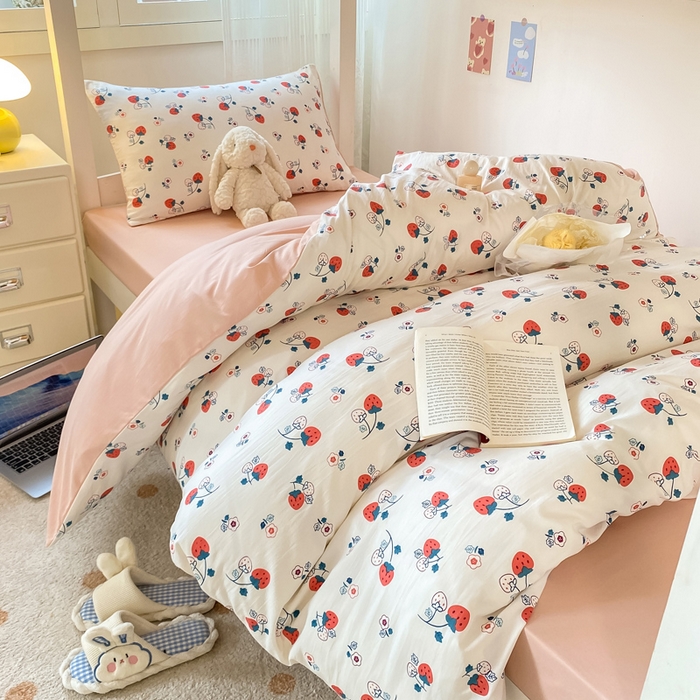 91家纺网 家纺一手货源 找家纺 芷凡家纺 2025新款水洗棉双层纱学生三件套宿舍上下铺三件套 莓果