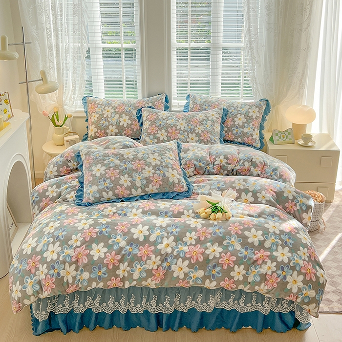 91家纺网 家纺一手货源 找家纺 金梦家居 2025新款高克重牛奶绒印花床盖四件套 美丽花园