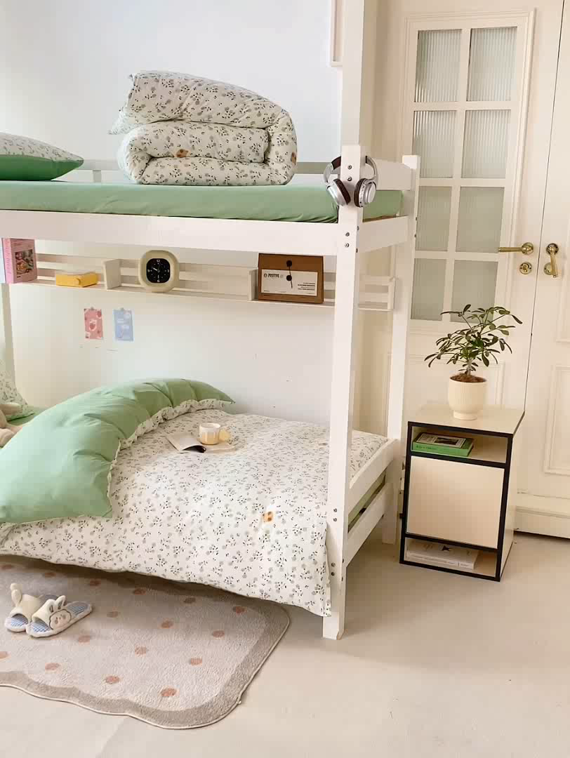 91家纺网 家纺一手货源 找家纺 芷凡家纺 2025新款水洗棉双层纱学生三件套宿舍上下铺三件套 巷里