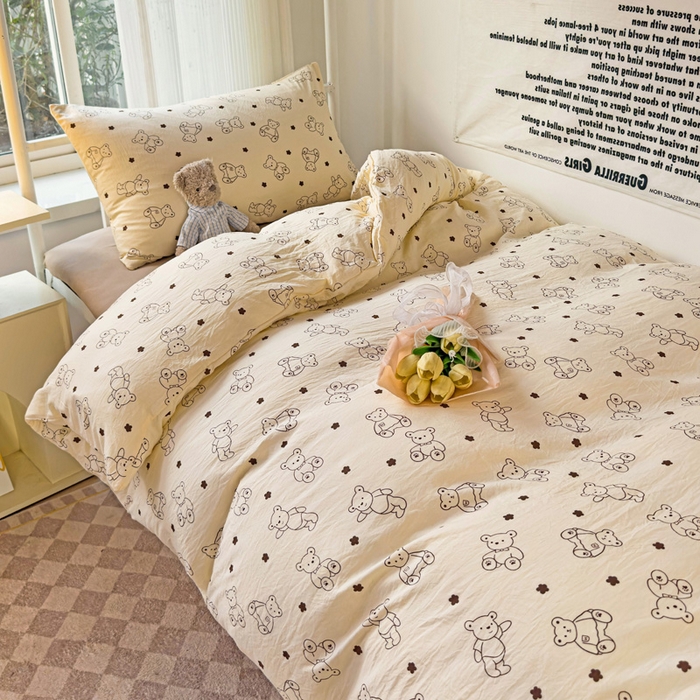 91家纺网 家纺一手货源 找家纺 芷凡家纺 2025新款水洗棉双层纱学生三件套宿舍上下铺三件套 小熊院长