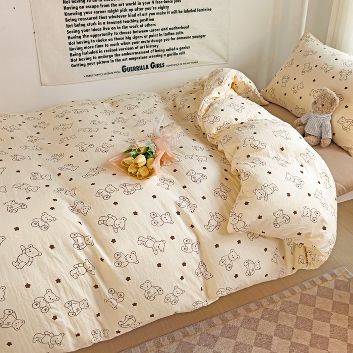 91家纺网 家纺一手货源 找家纺 芷凡家纺 2025新款水洗棉双层纱学生三件套宿舍上下铺三件套 小熊院长