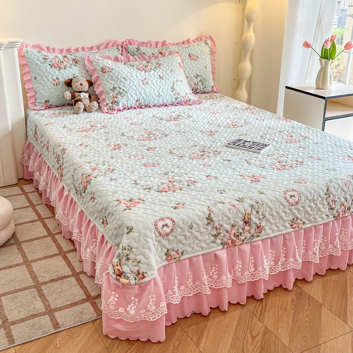 91家纺网 家纺一手货源 找家纺 金梦家居 2025新款高克重牛奶绒印花床盖四件套 欢喜小兔