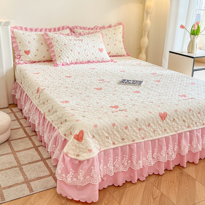 91家纺网 家纺一手货源 找家纺 金梦家居 2025新款高克重牛奶绒印花床盖四件套 满心欢喜