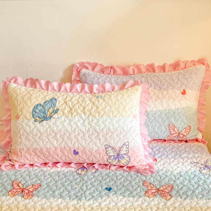 91家纺网 家纺一手货源 找家纺 金梦家居 2025新款高克重牛奶绒印花床盖四件套 翩翩起舞