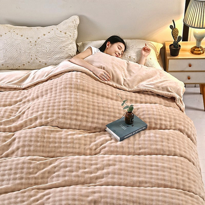 91家纺网 家纺一手货源 找家纺 昊恩毛毯 2025新款双面牛奶绒被套 单被套被套单件 驼色