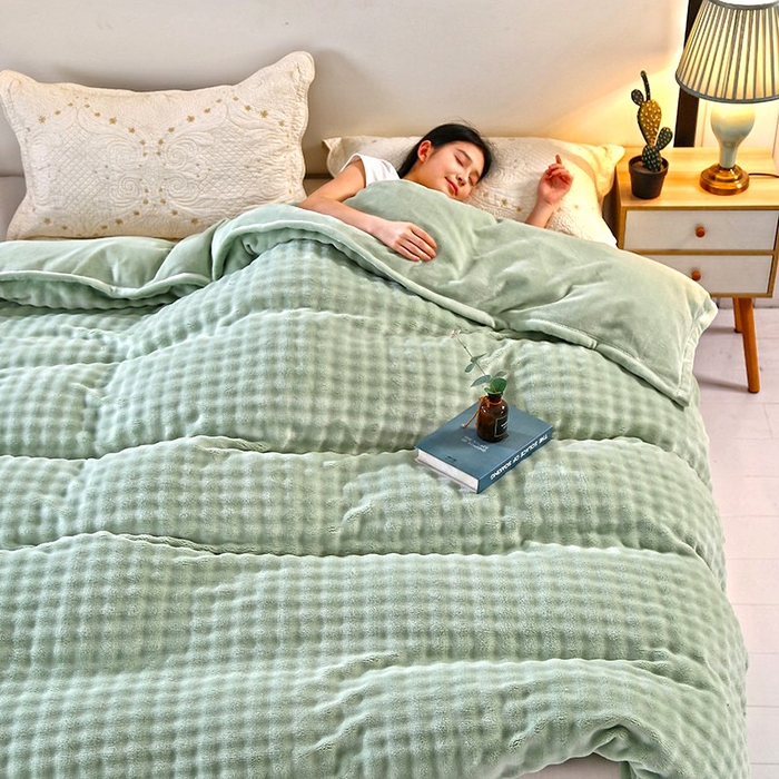 91家纺网 家纺一手货源 找家纺 昊恩毛毯 2025新款双面牛奶绒被套 单被套被套单件 暗绿
