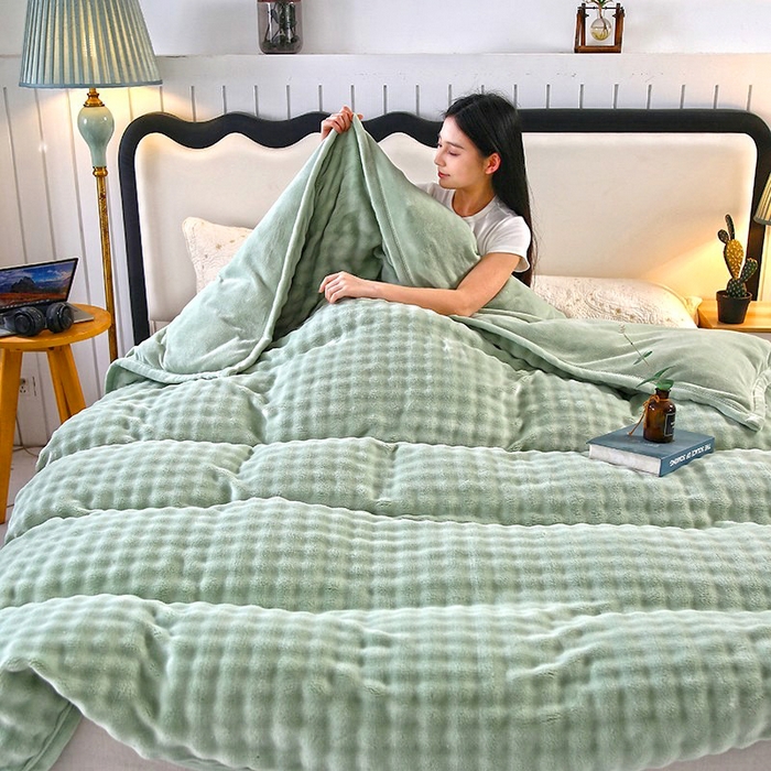 91家纺网 家纺一手货源 找家纺 昊恩毛毯 2025新款双面牛奶绒被套 单被套被套单件 暗绿