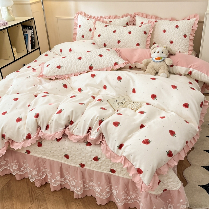 91家纺网 家纺一手货源 找家纺 金梦家居 2025新款针织棉床盖夏被四件套 草莓多多