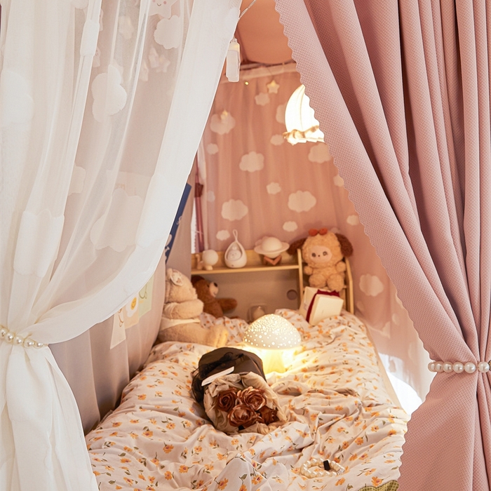 91家纺网 家纺一手货源 找家纺 飞轮海蚊帐 2025新款雪尼尔法式遮光床帘-XD系列 云朵-粉