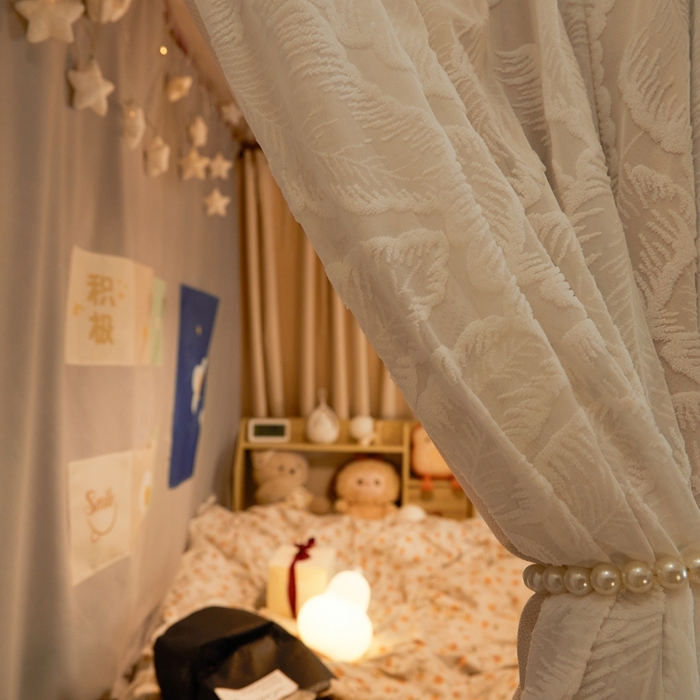 91家纺网 家纺一手货源 找家纺 飞轮海蚊帐 2025新款雪尼尔法式遮光床帘-XD系列 芭蕉叶-香槟