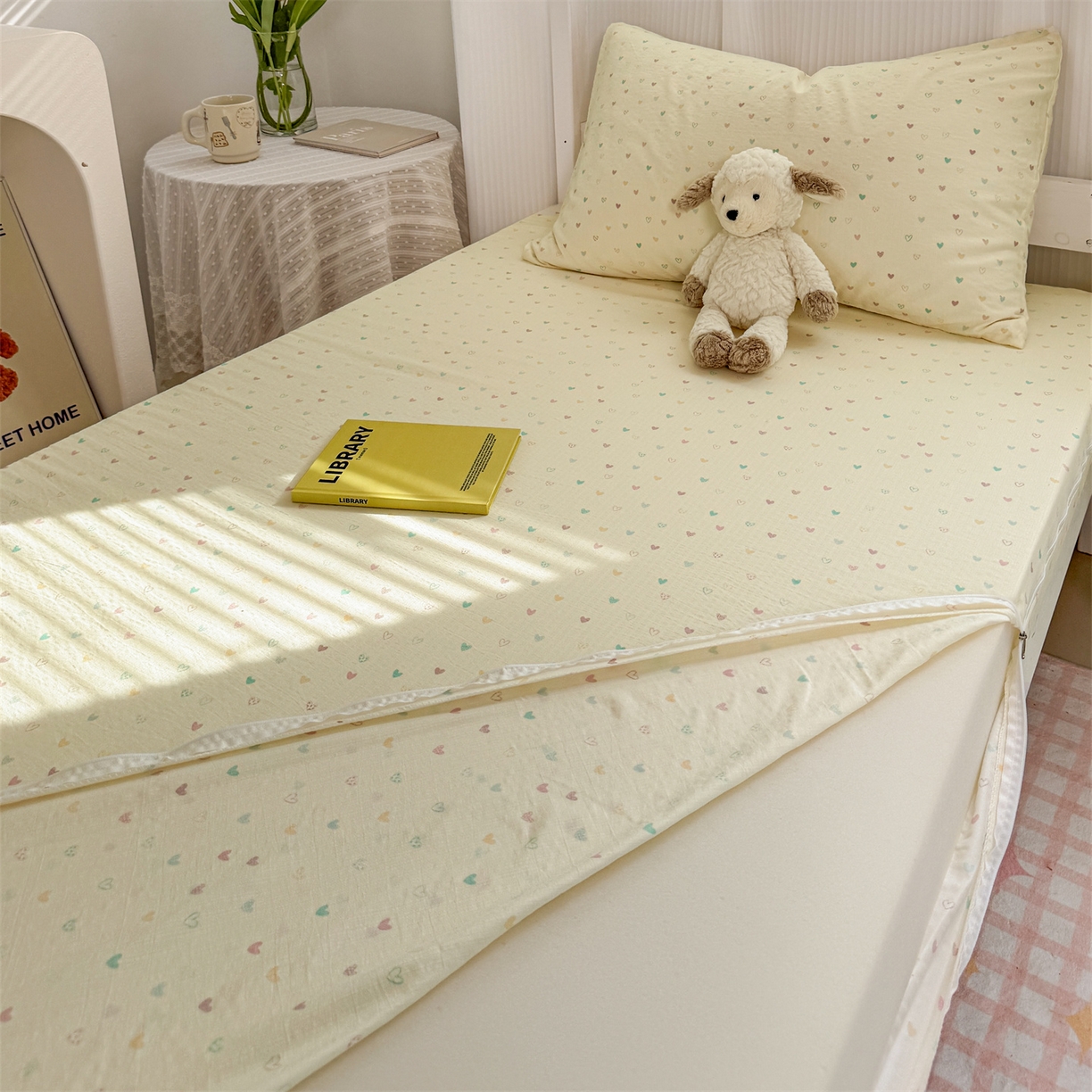 91家纺网 家纺一手货源 找家纺 多品家纺 2025新款超柔双层纱学生宿舍单品床垫套 心动