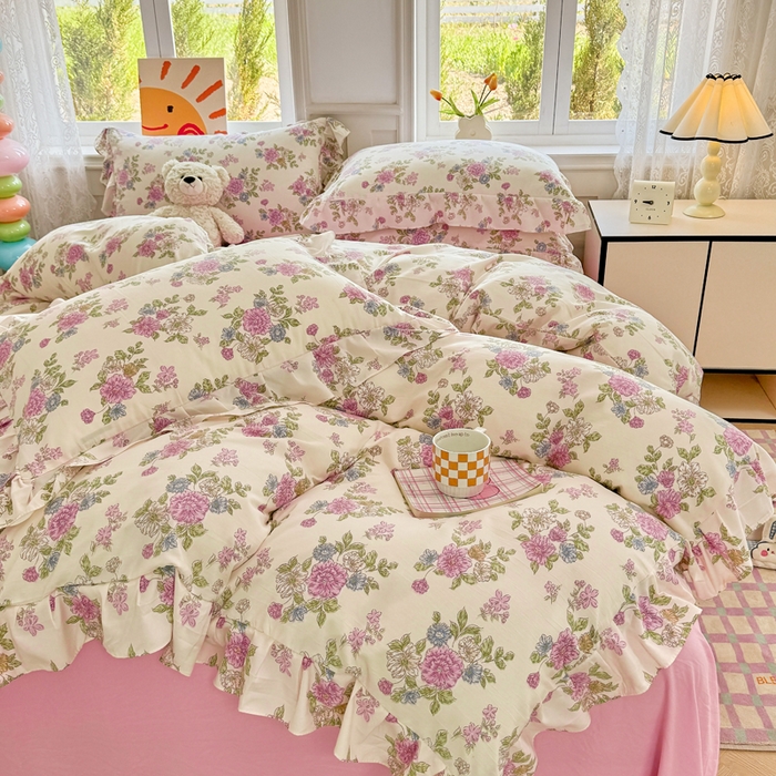 91家纺网 家纺一手货源 找家纺 芷凡家纺 2025新款A类加厚超柔水洗棉花边款韩式四件套 花开曼舞