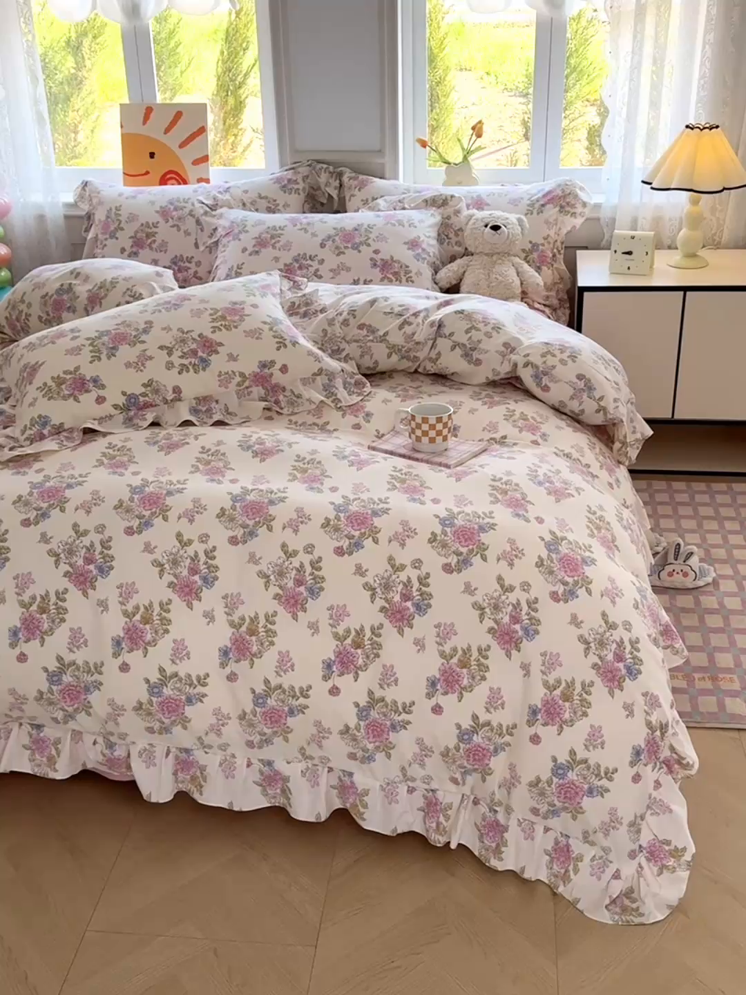 91家纺网 家纺一手货源 找家纺 芷凡家纺 2025新款A类加厚超柔水洗棉花边款韩式四件套 花开曼舞