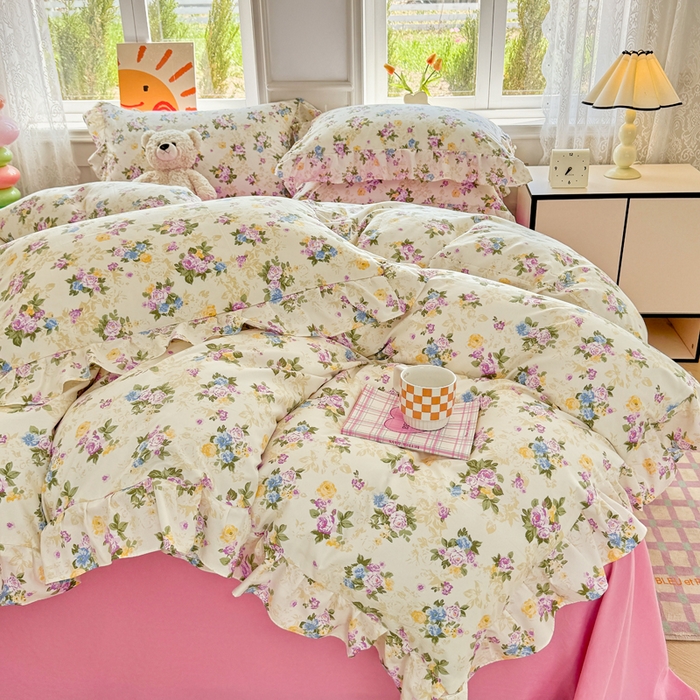 91家纺网 家纺一手货源 找家纺 芷凡家纺 2025新款A类加厚超柔水洗棉花边款韩式四件套 月影花开