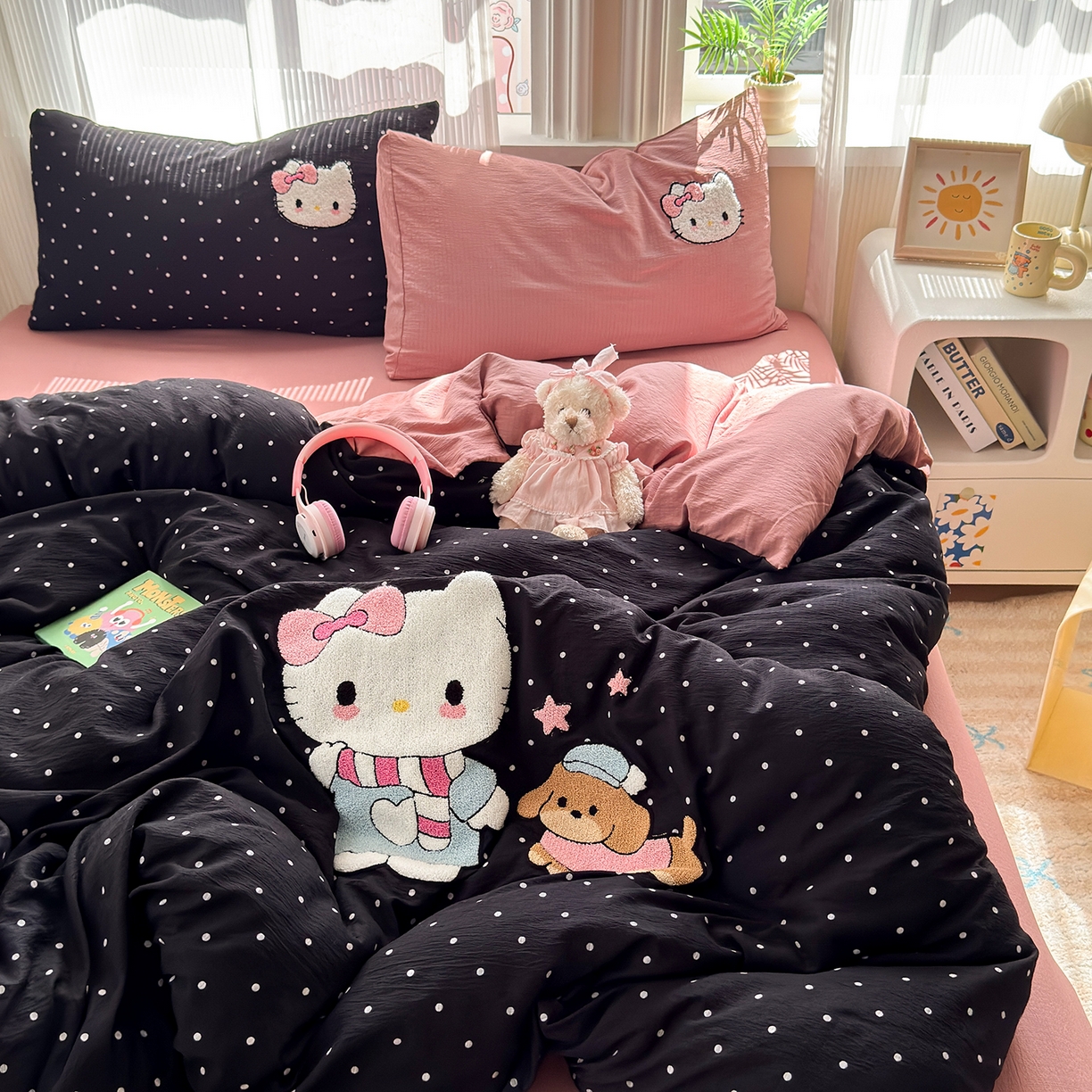 91家纺网 家纺一手货源 找家纺 （总）罗亿家纺 2025新款云感双层纱卡通毛巾绣四件套(小清新系列)）