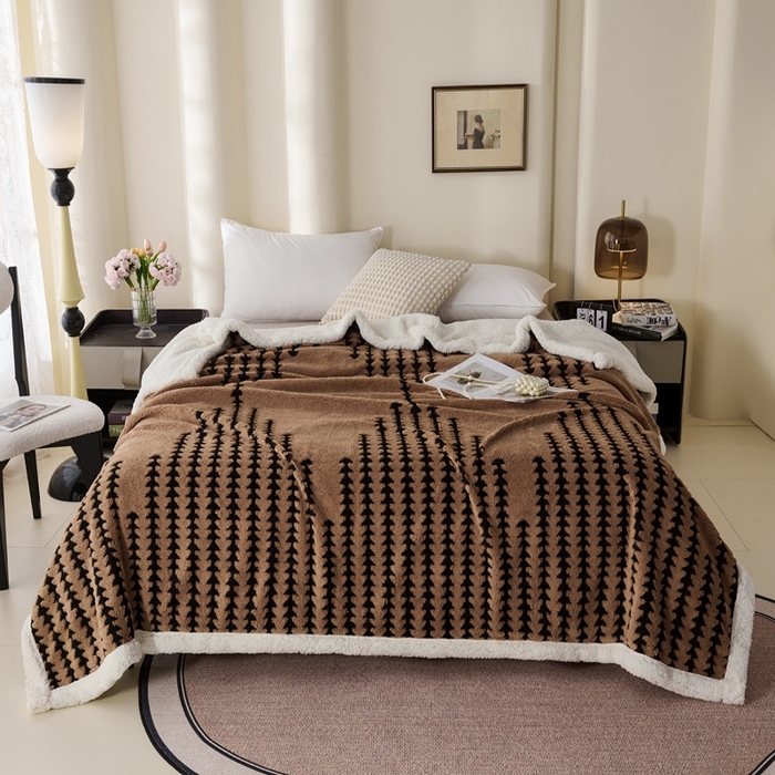 91家纺网 家纺一手货源 找家纺 （总）馨米莱家纺 2025新款全消光牛奶绒毛毯