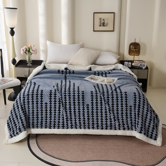 馨米莱家纺 2025新款双层阳离子塔芙绒复台毯 雾蓝