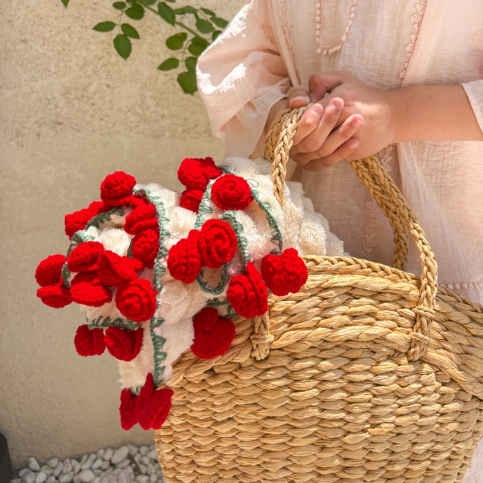 91家纺网 家纺一手货源 找家纺 （总）潮邦创意家居2025新款手工毛线编织竹纹绒玫瑰花束毯