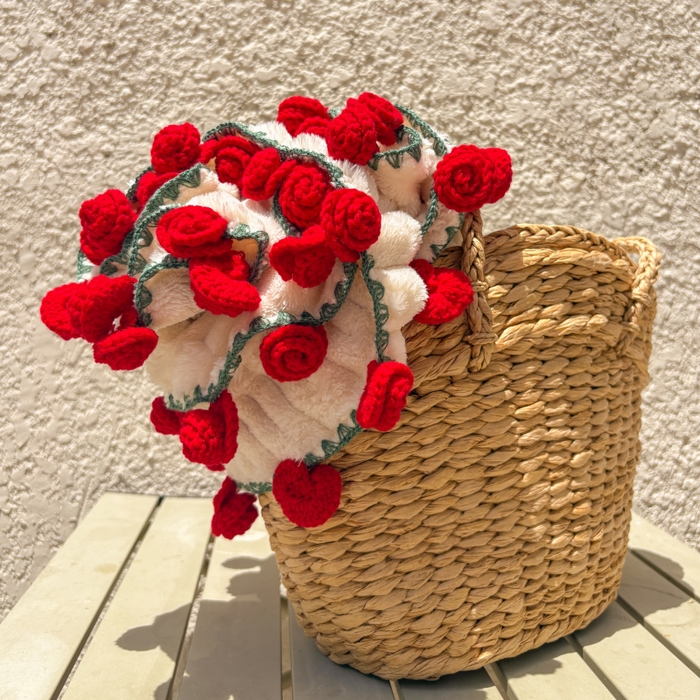 91家纺网 家纺一手货源 找家纺 （总）潮邦创意家居2025新款手工毛线编织竹纹绒玫瑰花束毯