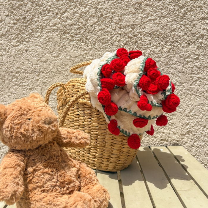 91家纺网 家纺一手货源 找家纺 （总）潮邦创意家居2025新款手工毛线编织竹纹绒玫瑰花束毯