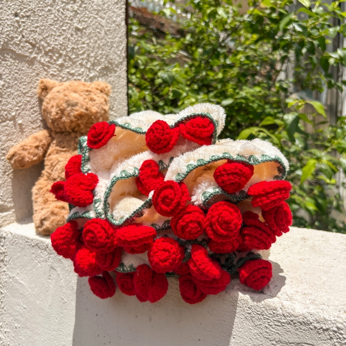 91家纺网 家纺一手货源 找家纺 （总）潮邦创意家居2025新款手工毛线编织竹纹绒玫瑰花束毯