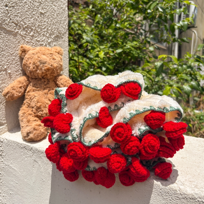 91家纺网 家纺一手货源 找家纺 （总）潮邦创意家居2025新款手工毛线编织竹纹绒玫瑰花束毯