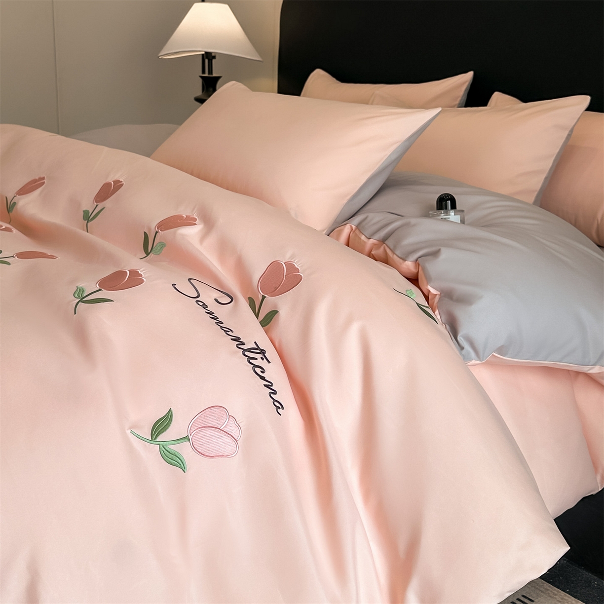 小久久（小九九） 2025新款亲肤水洗棉刺绣满绣四件套 花朵-奶油粉+山灰