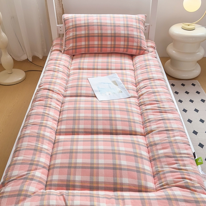 91家纺网 家纺一手货源 找家纺 （总）美尔惠家纺 2025新款无印风100%A类色织水洗棉学生宿舍床垫床褥上下铺床可折叠可水洗学生床垫床褥子