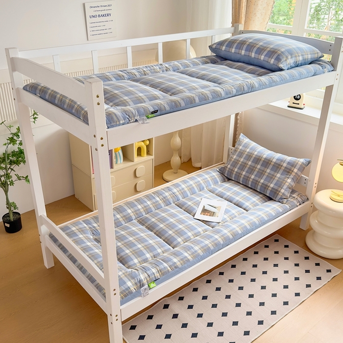 91家纺网 家纺一手货源 找家纺 （总）美尔惠家纺 2025新款无印风100%A类色织水洗棉学生宿舍床垫床褥上下铺床可折叠可水洗学生床垫床褥子