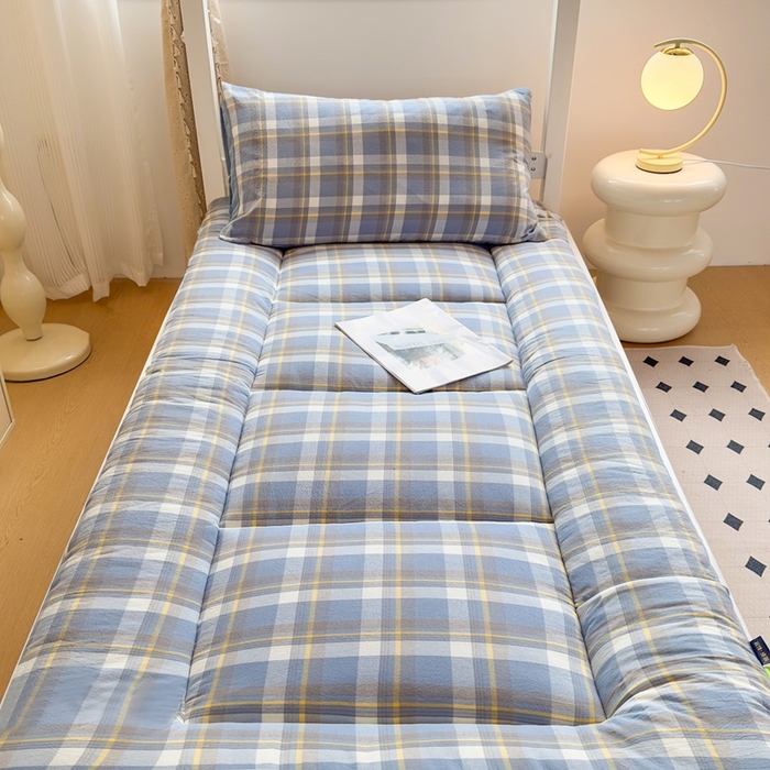 91家纺网 家纺一手货源 找家纺 美尔惠家纺 2025新款无印风100%A类色织水洗棉学生宿舍床垫床褥上下铺床可折叠可水洗学生床垫床褥子 简兮兰