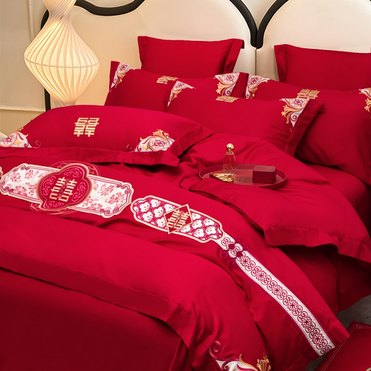 91家纺网 家纺一手货源 找家纺 千禧家纺 2025新款双面长绒棉轻奢工艺款刺绣婚庆套件（贵妃枕非图上所展示款）相濡以沫