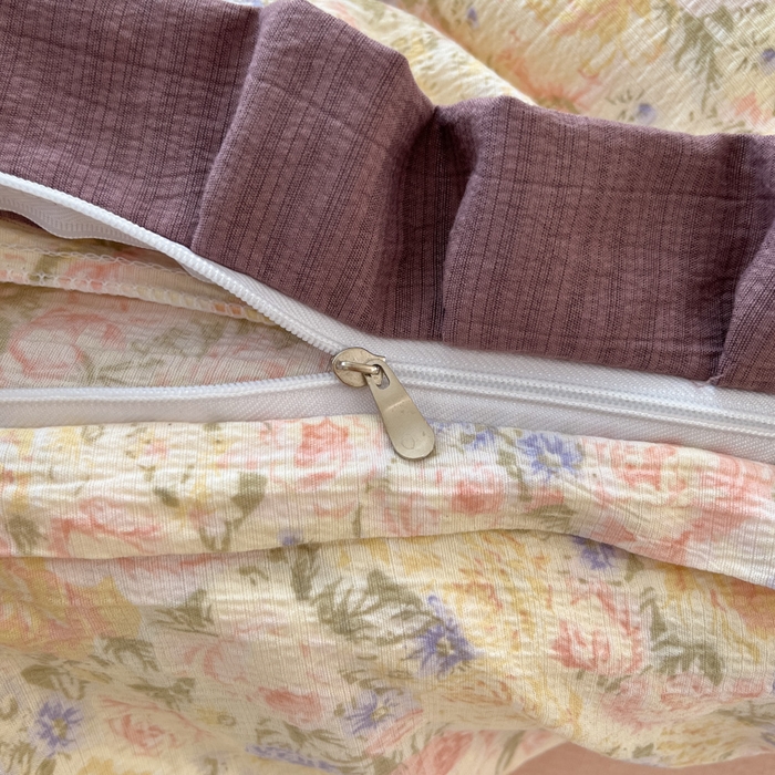 91家纺网 家纺一手货源 找家纺 优承佳生活馆 2025新款双层纱印花花边款四件套（提供买家秀） 繁梦蔷薇园-花边款