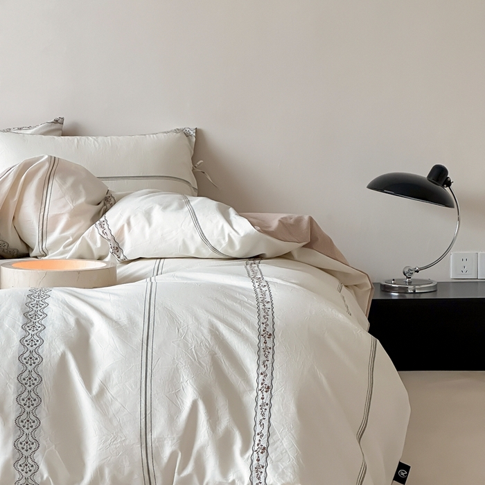 91家纺网 家纺一手货源 找家纺 旷野2025新款全棉A类色织提花四件套 邂逅-杏仁咖