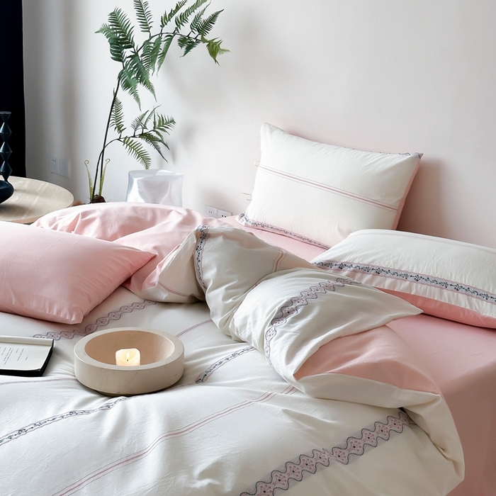 91家纺网 家纺一手货源 找家纺 旷野2025新款全棉A类色织提花四件套 邂逅-樱花粉