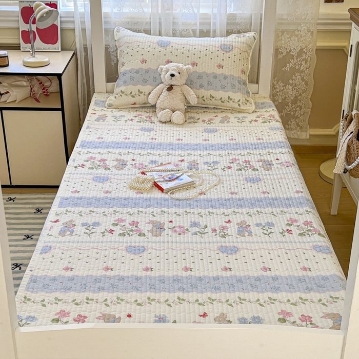 91家纺网 家纺一手货源 找家纺 舒居家纺 2025新款学生高温酵素砂洗双面全棉纯棉床盖 兔兔乐园