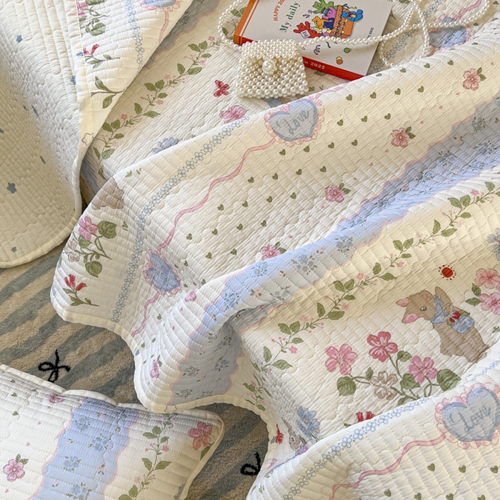 91家纺网 家纺一手货源 找家纺 舒居家纺 2025新款学生高温酵素砂洗双面全棉纯棉床盖 兔兔乐园