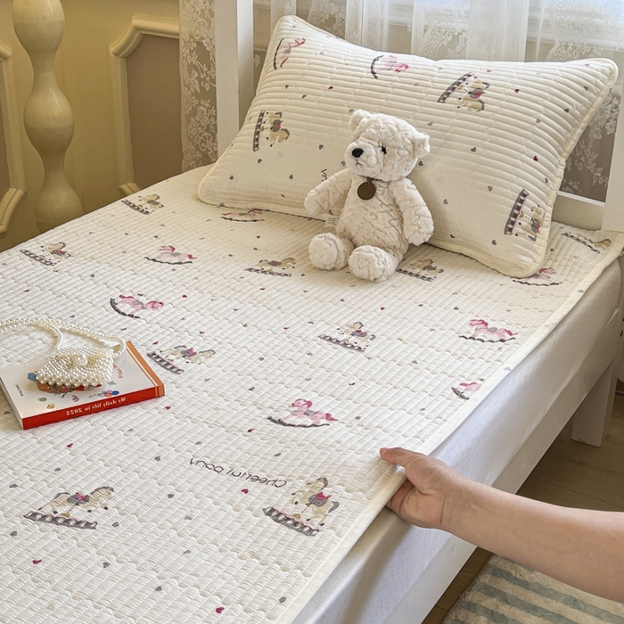 舒居家纺 2025新款学生高温酵素砂洗双面全棉纯棉床盖 爱心木马